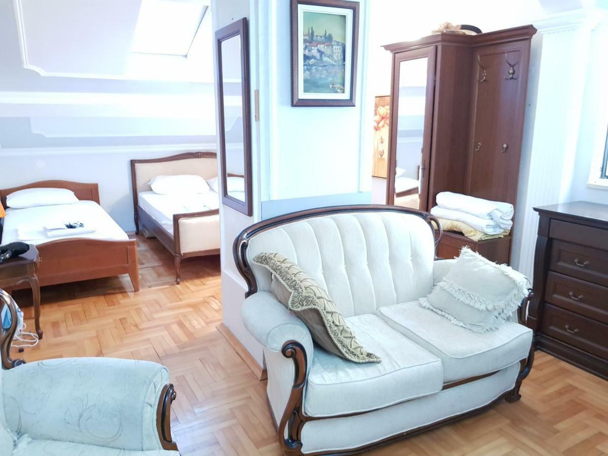 Emi Apartment Budva Luaran gambar