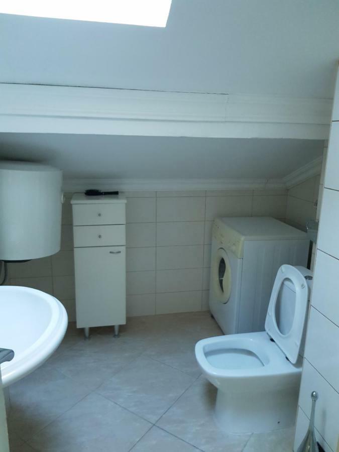 Emi Apartment Budva Luaran gambar